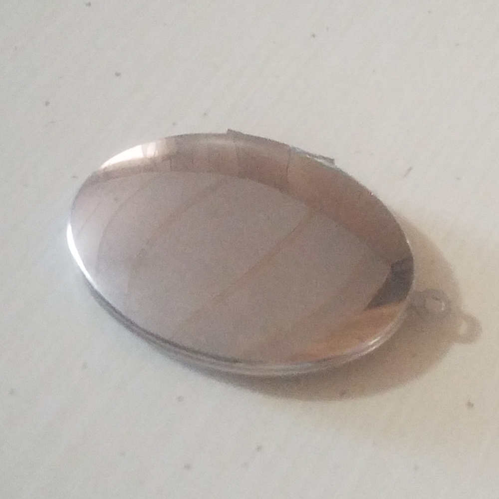 Double photo necklace pendant